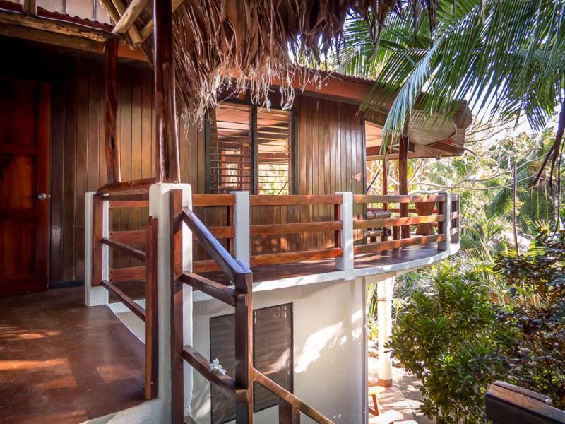 Отель Encanta La Vida Cabo Matapalo Экстерьер фото